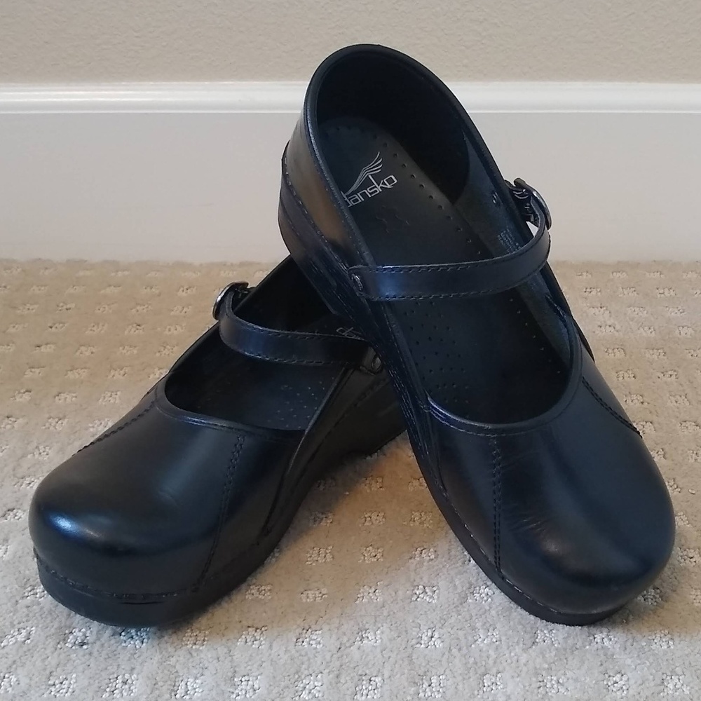 Dansko Women's Black Leather Mary Jane Clogs 41